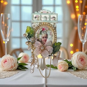 Brooch Hand Painted Victorian Marie Antoinette