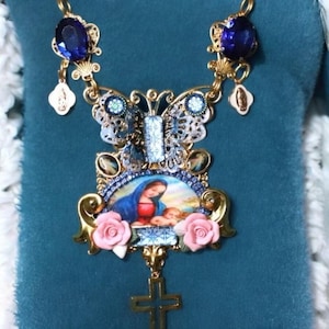Set Of Madonna Virgin Mary Madonna Jesus Cameo Necklace