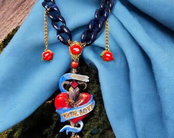 Baroque True Love Large Pendant Necklace
