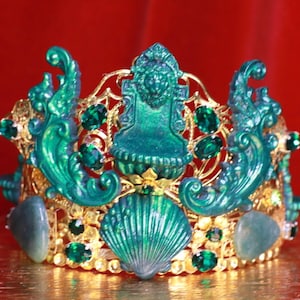 Malachite Effect Baroque Lion Fountains  Hand Painted Headband Crown