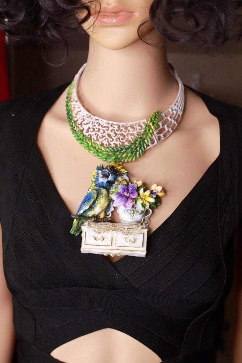 Joyería de arte Efecto 3D Adorable Loro Ventana Flor Pod Collar Colgante imagen 7