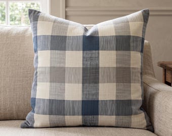 Fodera per cuscino a quadri blu, cuscino decorativo a quadri blu e crema, fodera per cuscino a quadretti, arredamento in stile cottage/farmhouse, cuscino decorativo per casa sul lago in stile costiero
