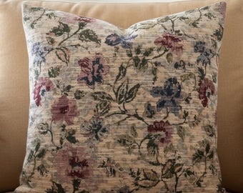 Vintage Floral Pillow Cover Neutral Floral Throw Pillow Cover Vintage Style Floral Cushion Cover Cottage Pillow Farmhouse Decor