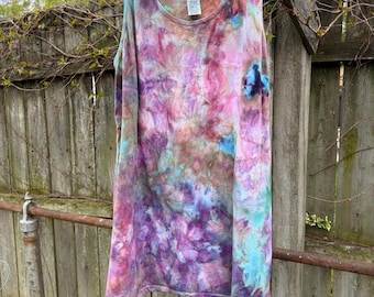 tie dye tank, ladies size extra large, tank top, ice dyed, handkerchief hem
