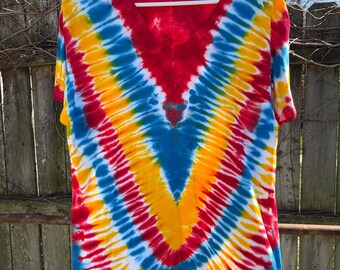 tie dye t-shirt, unisex fit crew neck, red yellow and blue
