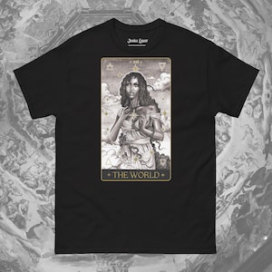 Camiseta unisex con la carta del Tarot del Mundo