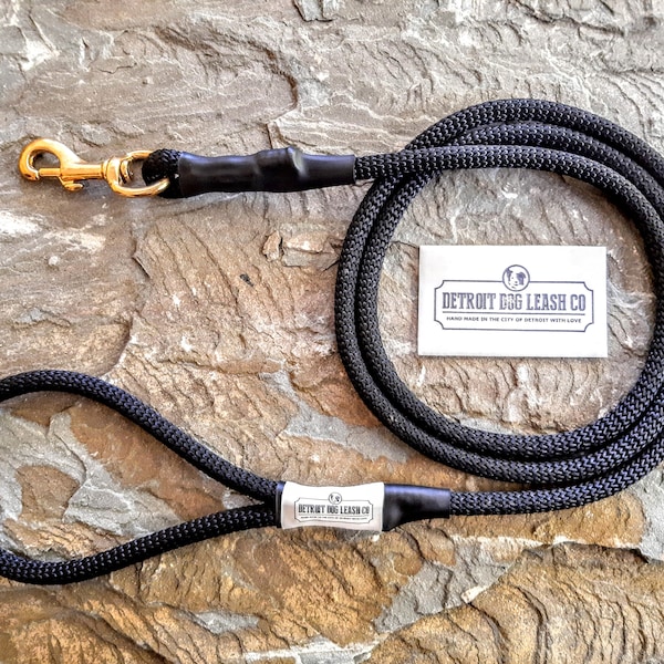 Black Paracord Rope Dog Leash