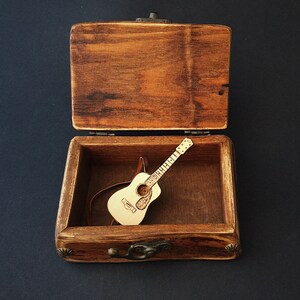 Acoustic Guitar Art Jewelry, Pin Deportivo Guitar Brooch Acoustic Guitar Art Jewelry, Pin Deportivo Guitar Brooch