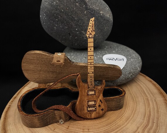 Custom guitar pick holder Clearance