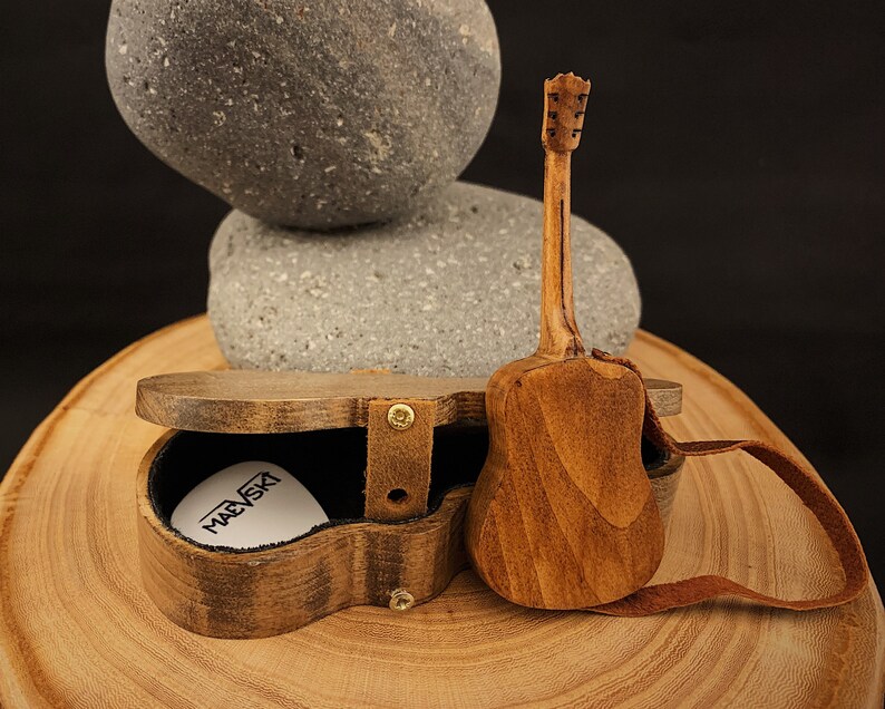 Acoustic Guitar 3 Guitar Pick Holder Personalized Gift Etsy