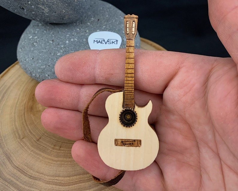 Acoustic guitar Christmas gift idea for musicians Guitar