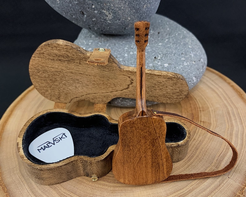 Acoustic Guitar 3 Guitar Pick Holder Personalized Etsy