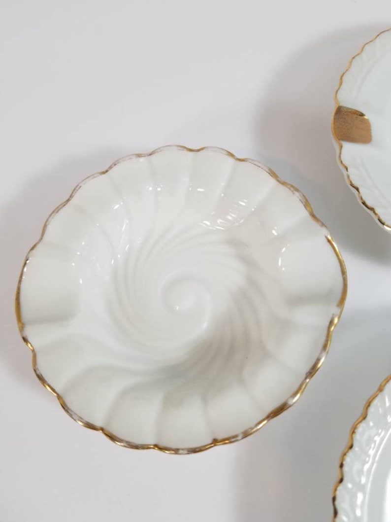 Vtg Empress Japan Porcelain Ashtray Dish Set White /& Gold Porcelain Dining Dinner Ash Dishes
