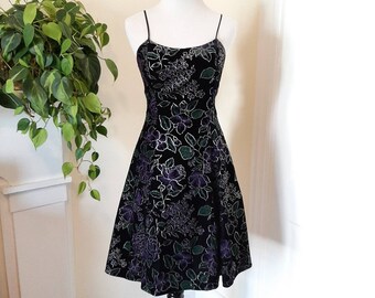 Vtg Steppin' Out Embossed Velvet Floral Fit & Flare Strappy Whimsigoth Formal Party