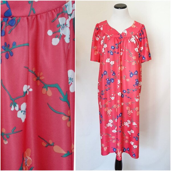 Vtg Pink Apple Blossom Floral Print Caftan Robe Mrs Roper Muumuu House Dress, Medium