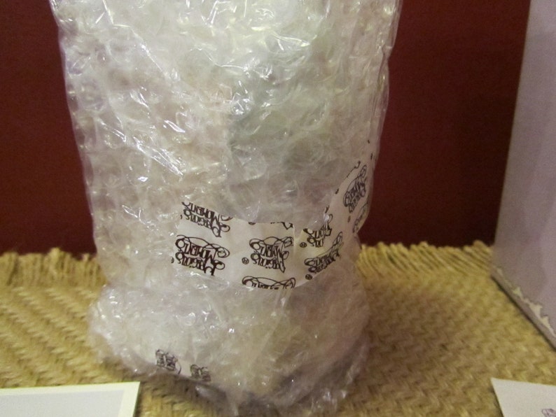 VintagePrecious Moments You Are A Blessing To Me PM902 Member/'s Only Girl with Bear New In Box With Tags Valentine/'s Day Gift For Friend