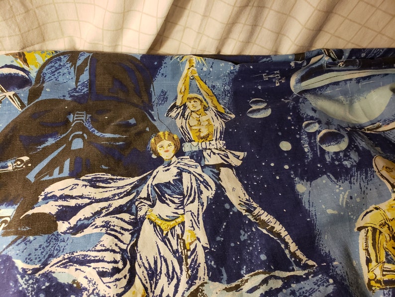 2 vintage fitted twin Star Wars sheets 1977 FREE SHIPPING!