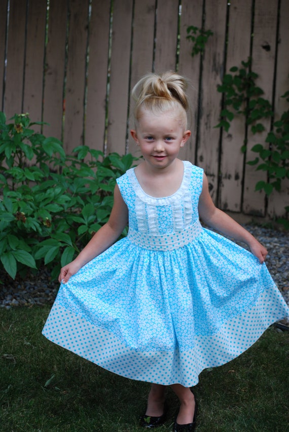 Girls Blue Flower Print Dress, Party Dress, Girls Size 6 Blue Polka Dot Outfit, Formal Summer Dress. Girls Blue Flower Print Dress, Party Dress, Girls Size 6 Blue Polka Dot Outfit, Formal Summer Dress.