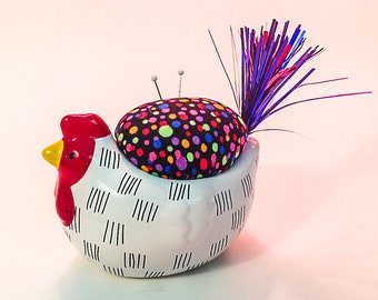 Pincushion. Festive Chicken With Polka Dot Cushion, 4" by 3",  7 oz net, #1297