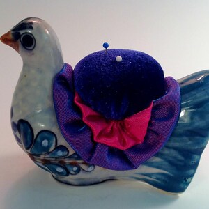Pincushion  Dove Vintage Tonala Ceramic Porcelain Bird  4&quot; W by 3.25&quot; H  7 oz net #1438  Pin Cushion