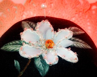 Pin Cushion Mikasa Swan Figurine Holder Beaded Magnolia Flower, Silver    3.5" W by 5.5 "H  9 oz #5154 Pin Cushion