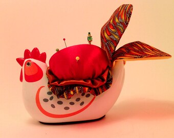 Pin Keep Perky Nesting Chicken w/Red & Gold Satin Cushion Heavy-Quality Polyresin Bowl Weighted Fashionista Chick 7"W x 5"H oz #Pin Cushion