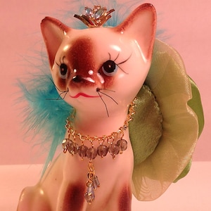 Pincushion. Siamese Cat W/Tiara, Rhinestone Green Velvet Cushion/Turquoise Feathers  3&quot; by 5&quot;,  6 oz net, #0363