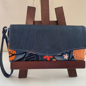 Cork Clutch Wallet, NCW, embrague de mujer, billetera grande, billetera de pulsera, billetera de acordeón, bolsos emmaline, NCW, billetera vegana, cuero vegano