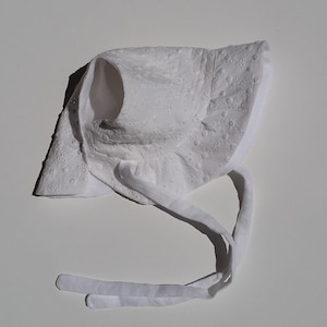 Adjustable & Reversible baby sun bonnet toddler bonnet sunhat baby bonnet baby hat easter bonnet beach hat -  White linen white embroidery