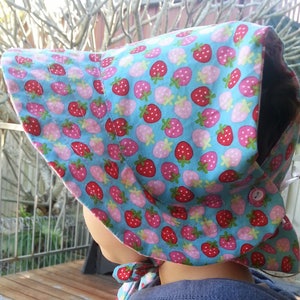 Adjustable reversible bonnet baby bonnet toddler bonnet sunhat baby bonnet baby hat easter bonnet girl bonnet - strawberries