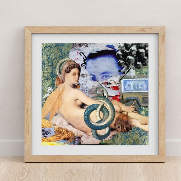 Tableau surréaliste et onirique, papier déchiré, cabinet de curiosité, une odalisque ailée, déco murale, un regard bleu, cadeau pour lui.