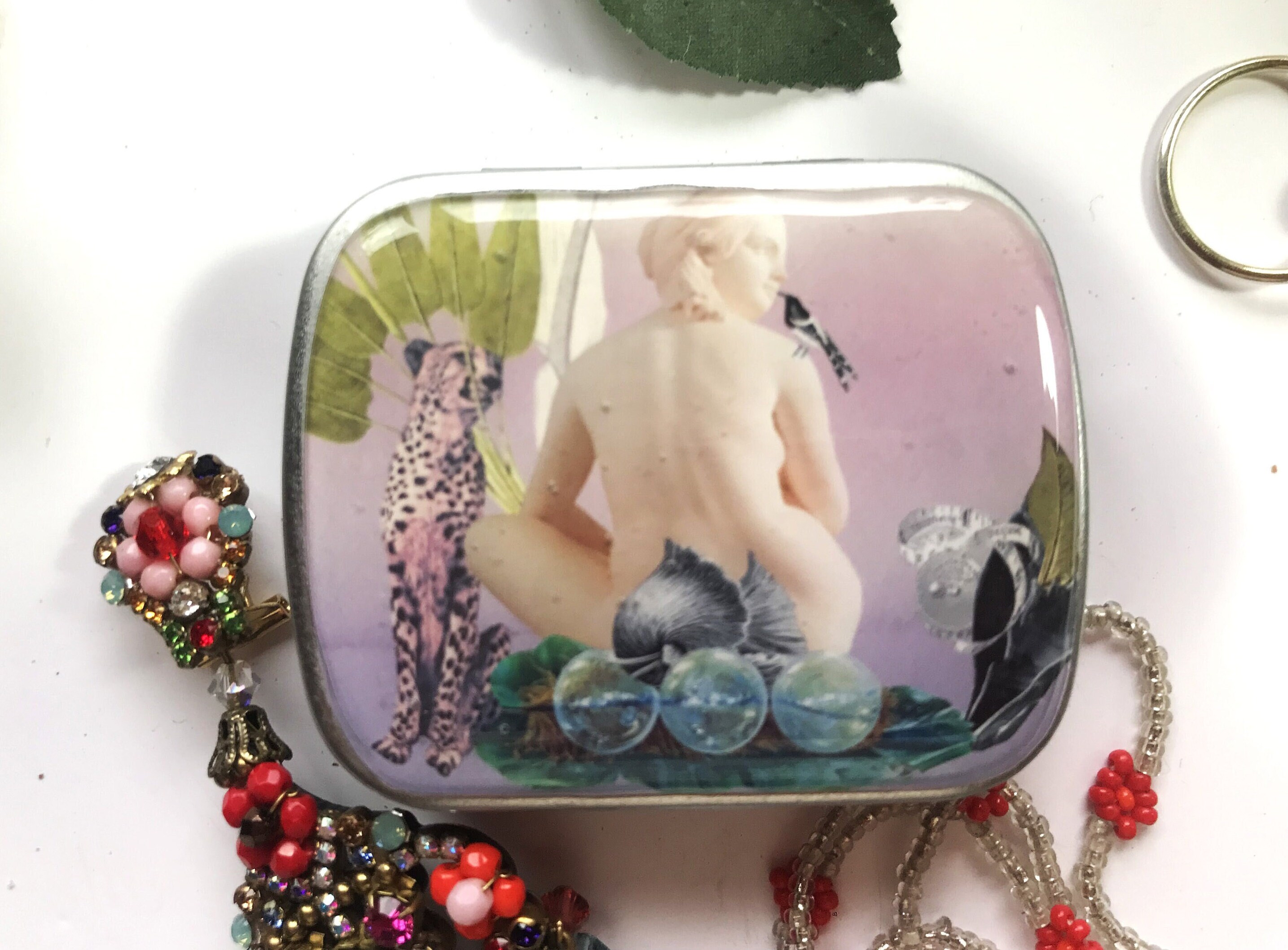 Petite Boite à Secrets, Féminine et Nomade, Pilules, Une Sculpture Sublime, Un Palmier Tigre, Cadeau