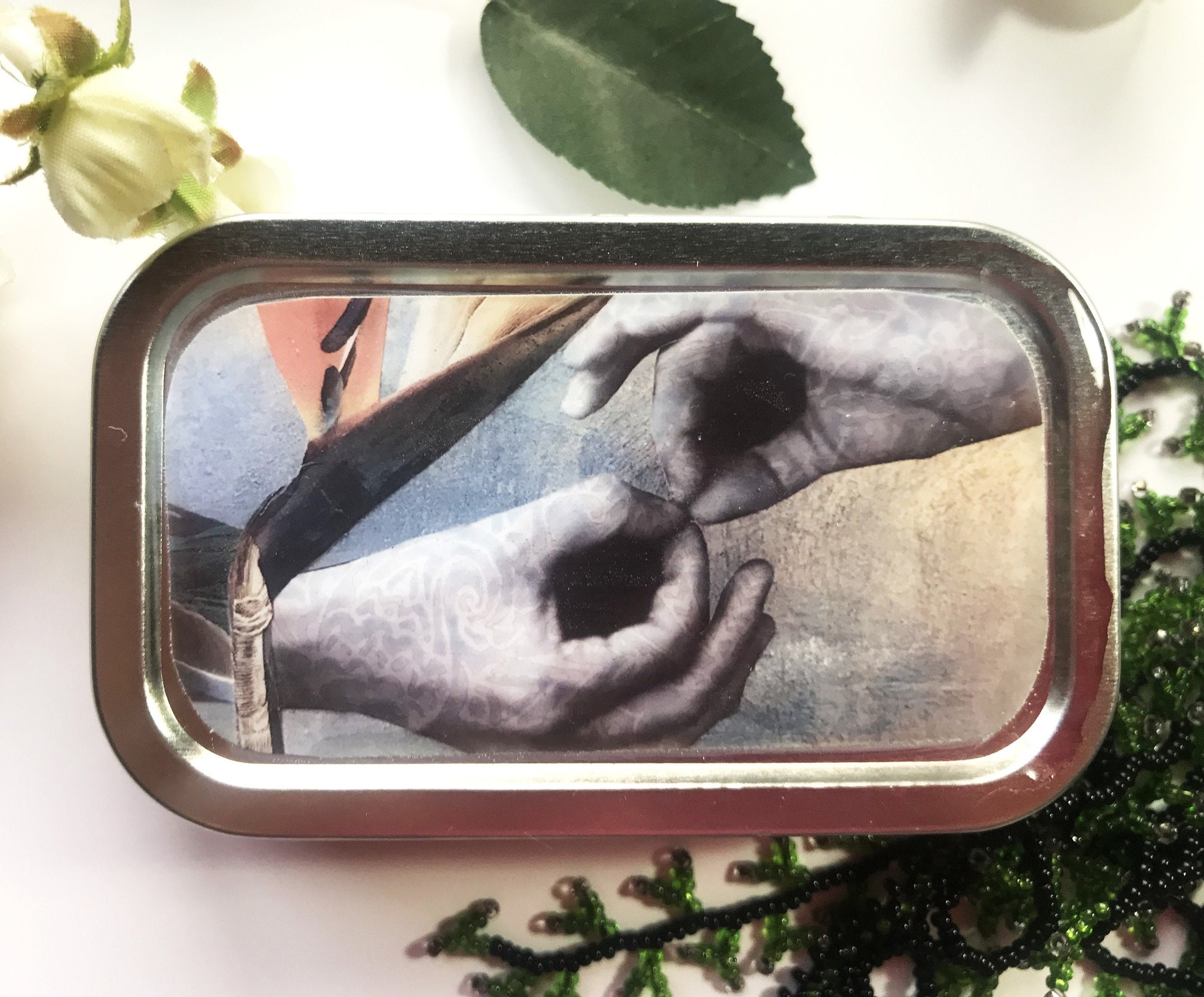 Boite à Secrets, Boite Bijoux, Décorative, Deux Mains Bleues Qui Dansent, Univers Surréaliste et Oni