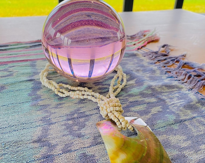 Vintage Handmade Bold Mother of Pearl Necklace