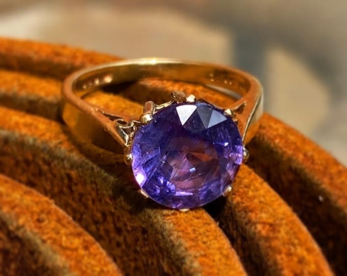 SOLD** Vintage 2.90CT Rare Natural Purple Sapphire 14K Yellow Gold Ring