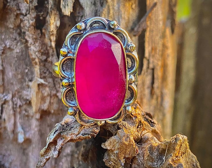 Illuminous Vintage Burmese Oval Cut Ruby Ring