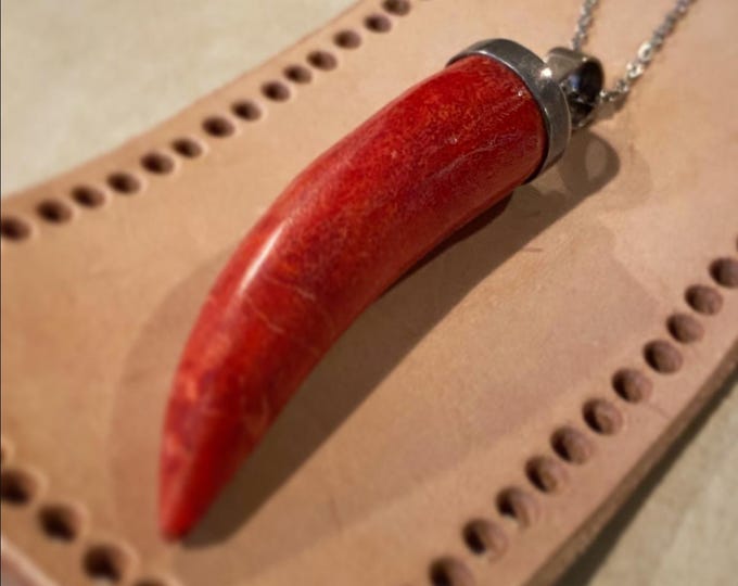 Rare Natural Mediterranean Red Coral Italian Horn Pendant Necklace
