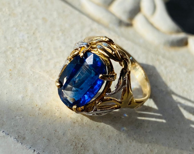 Arts & Crafts Style Kyanite 14K Gold Cocktail Ring
