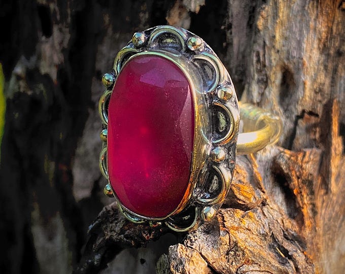 Illuminous Vintage Burmese Oval Cut Ruby Ring