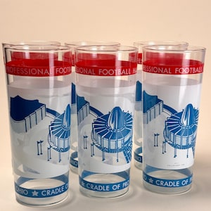 Vintage Professional Football Hall of Fame Drinking Glasses, Set of 6, NFL, Canton Ohio, 6.5&quot; Tall