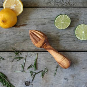 Personalized Citrus juicer, citrus reamer , gift for her, gift for him