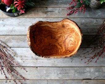 personalized bowl , wood bowl, rustic wooden bowl, wedding gift , bowls , christmas gift, birthday gift, gift for her, gift for him