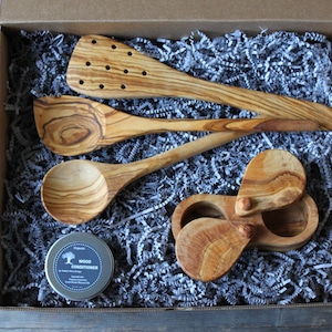 wooden spoon, gift box, personalized spoon, wedding gift, christmas gift, gift for her, gift for him, gift, thanksgiving gift,