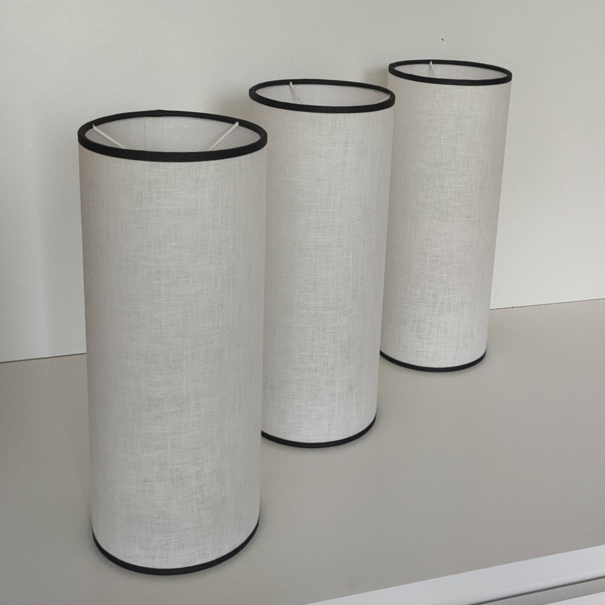 Lampshade socket E14 round tube 12/15/18/20 cm in white/beige mottled fabric with black edging