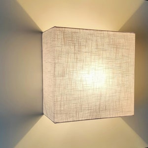 Vierkante wandlamp 20 in effen wit / gebroken wit / ecru beige stof in linnen en katoenen canvas