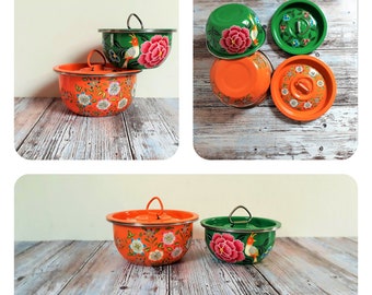 Box Container+Lid Tea Cookies Appetizer Round enameled varnished hand painted stainless steel flowers Birds India Green Orange Colorful