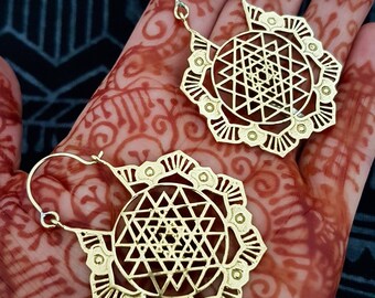 Sri yantra earrings- Brass earrings- Boho earrings- Sacred geometry earrings- ethnic jewelry