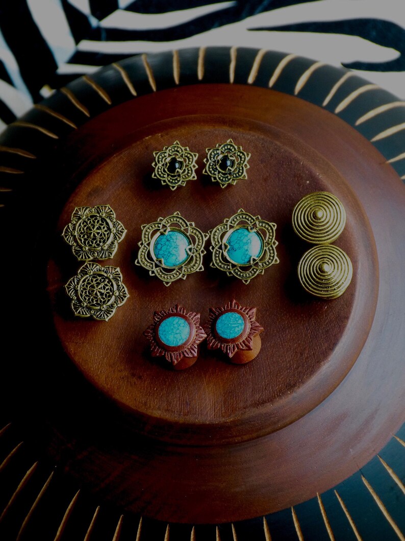Ear plug wood Ear plug turquoise flower