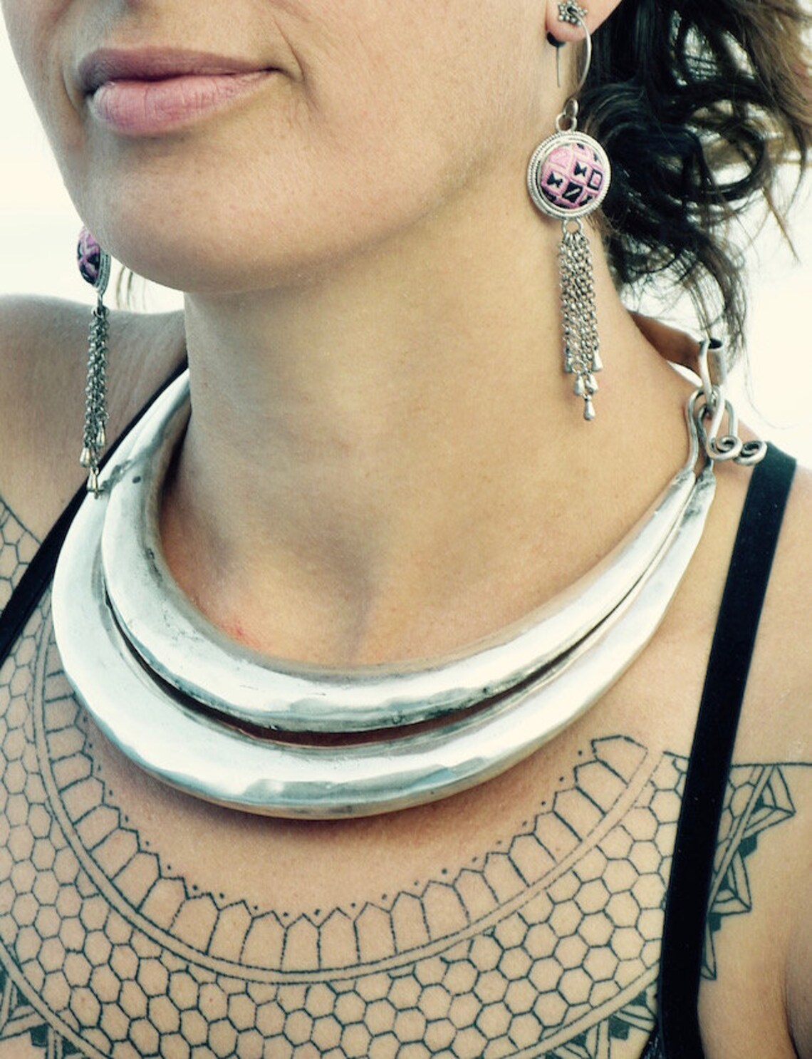 Collier Ancien De Style Miao Ethnique - Bijou Créateur Original, Occasion