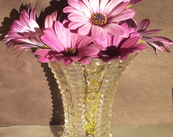Small flower bud vase